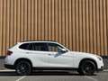 BMW X1 sDrive20i Upgrade Edition | Panorama dak | Origine Blanc - thumbnail 4