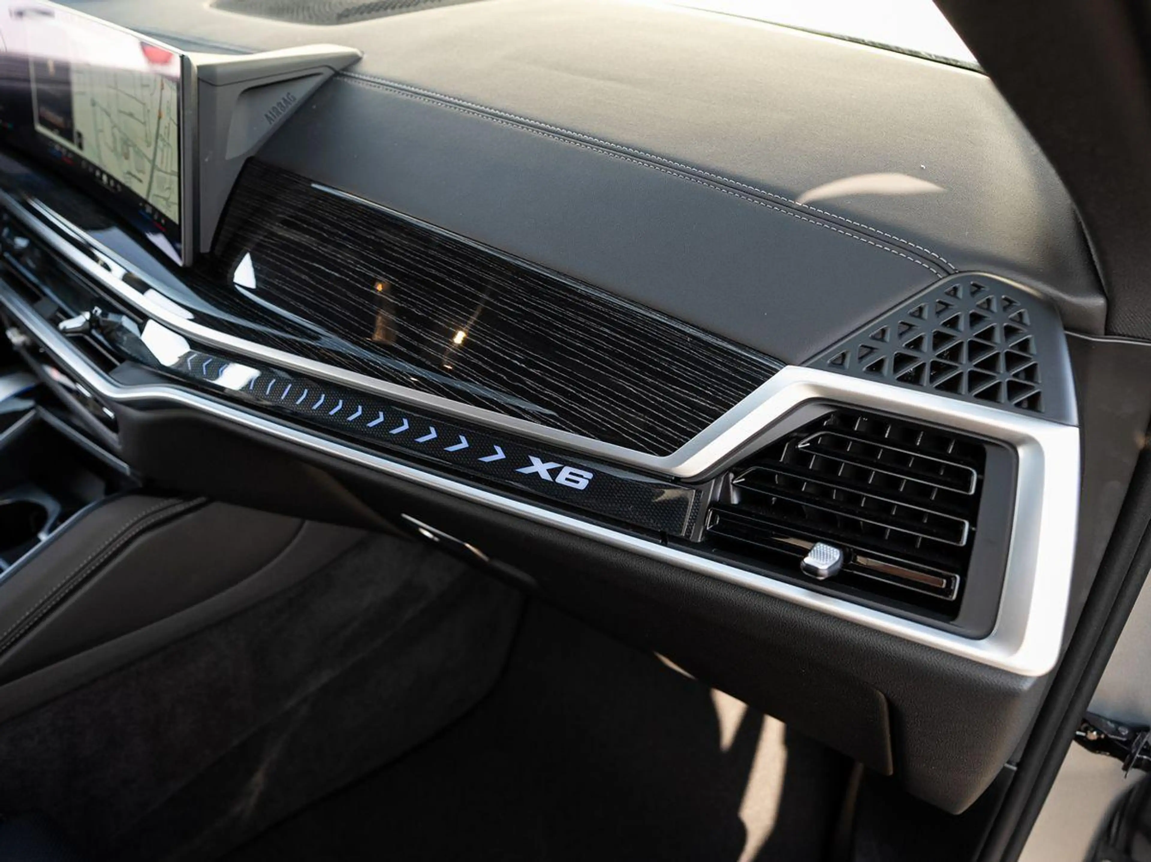BMW X6 xDrive40d M-SportPRO 22 SKY 2-ALuft Massage — photo 13