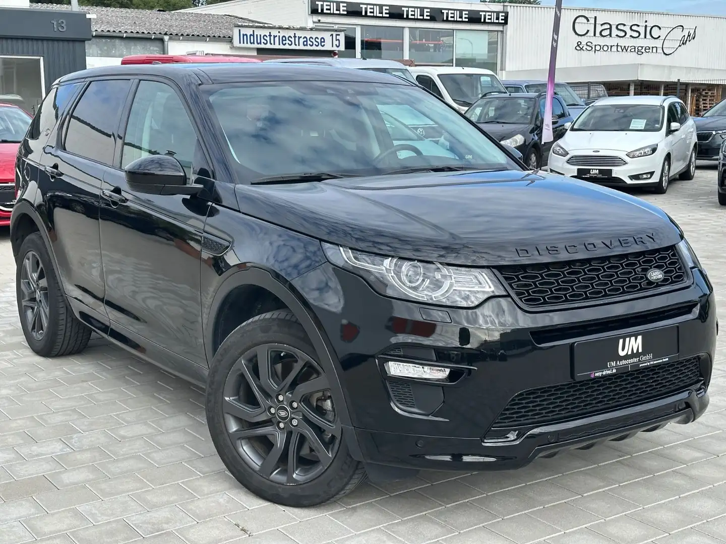 Land Rover Discovery Sport 2.0 TD AWD/7-SITZER/ PANO/TOP Noir - 1