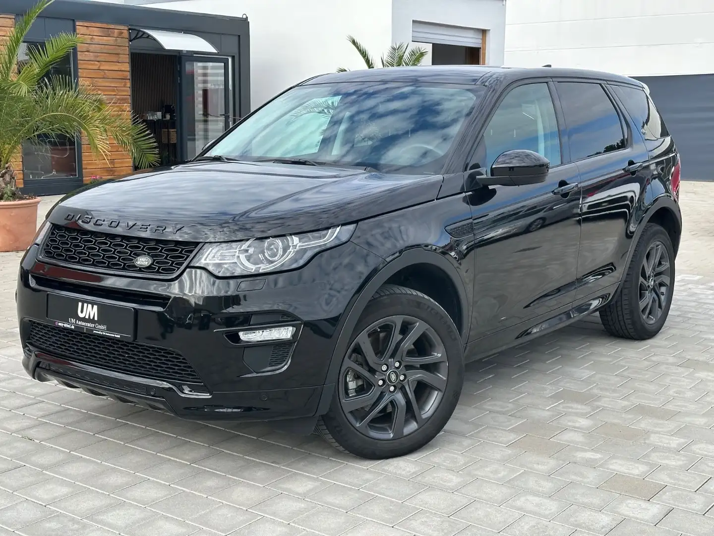 Land Rover Discovery Sport 2.0 TD AWD/7-SITZER/ PANO/TOP Noir - 2