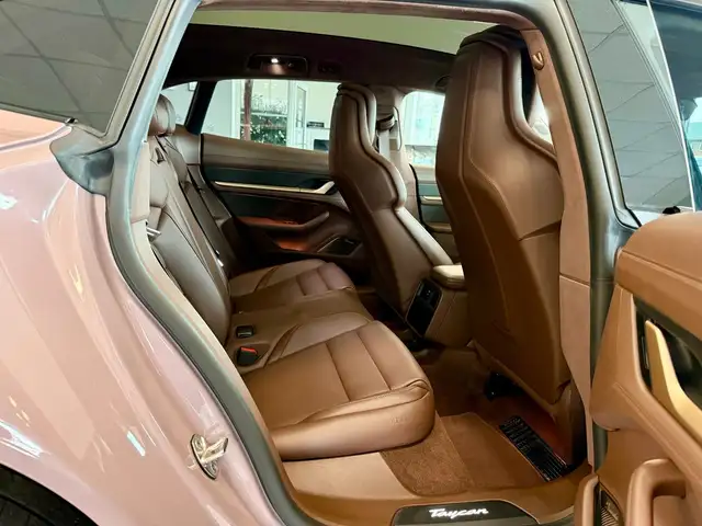 Porsche Taycan view 13