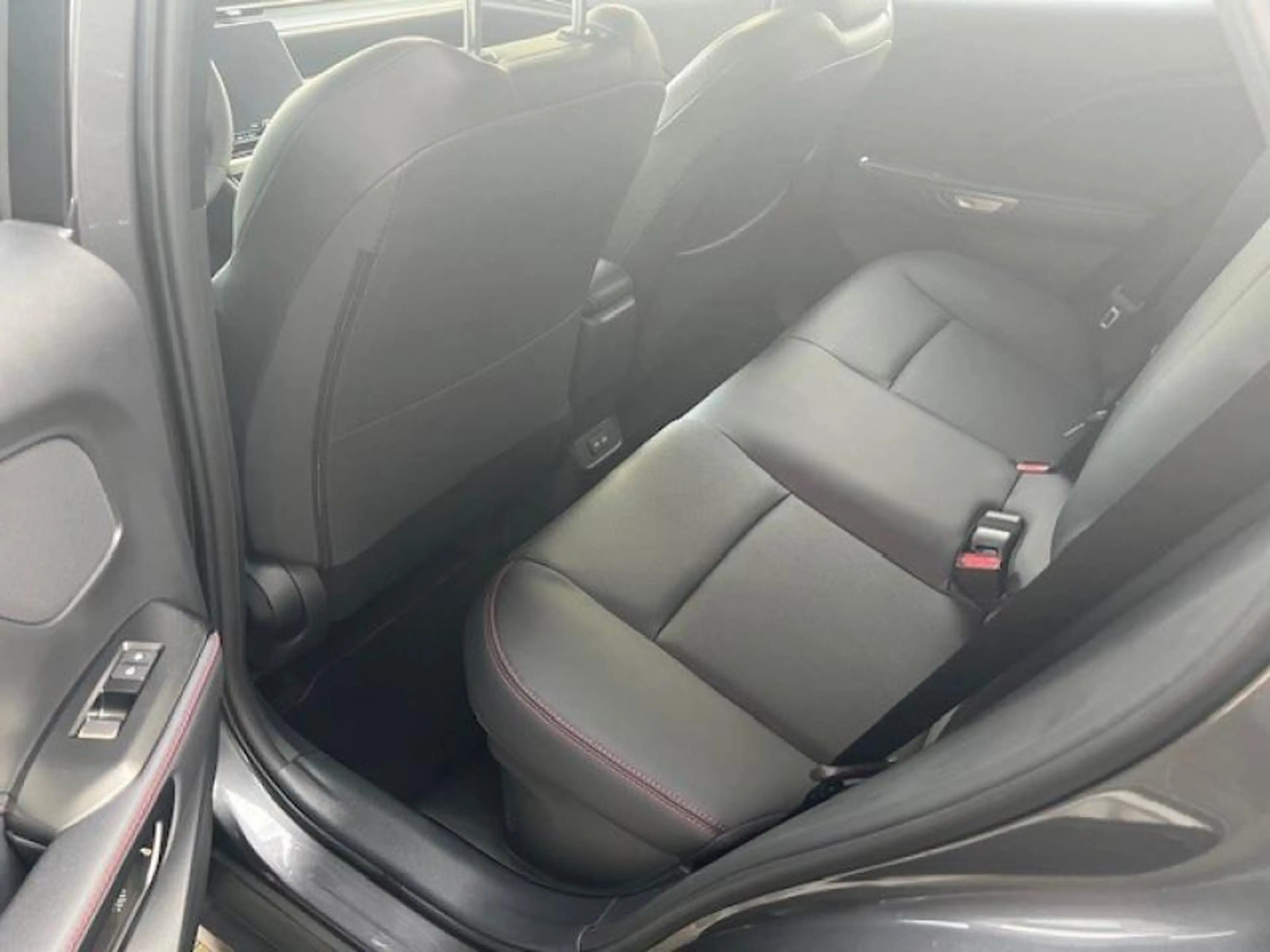 Lexus LBX Emotion — photo 6