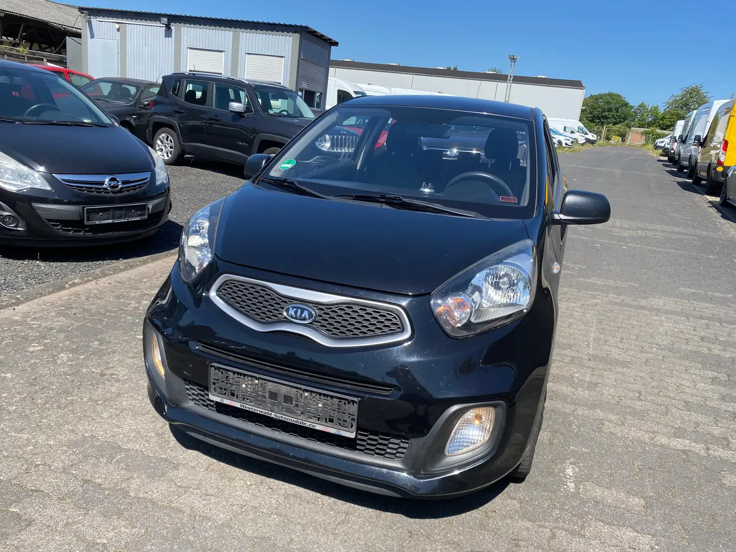 Kia Picanto 1.0 Attract Schwarz - 1