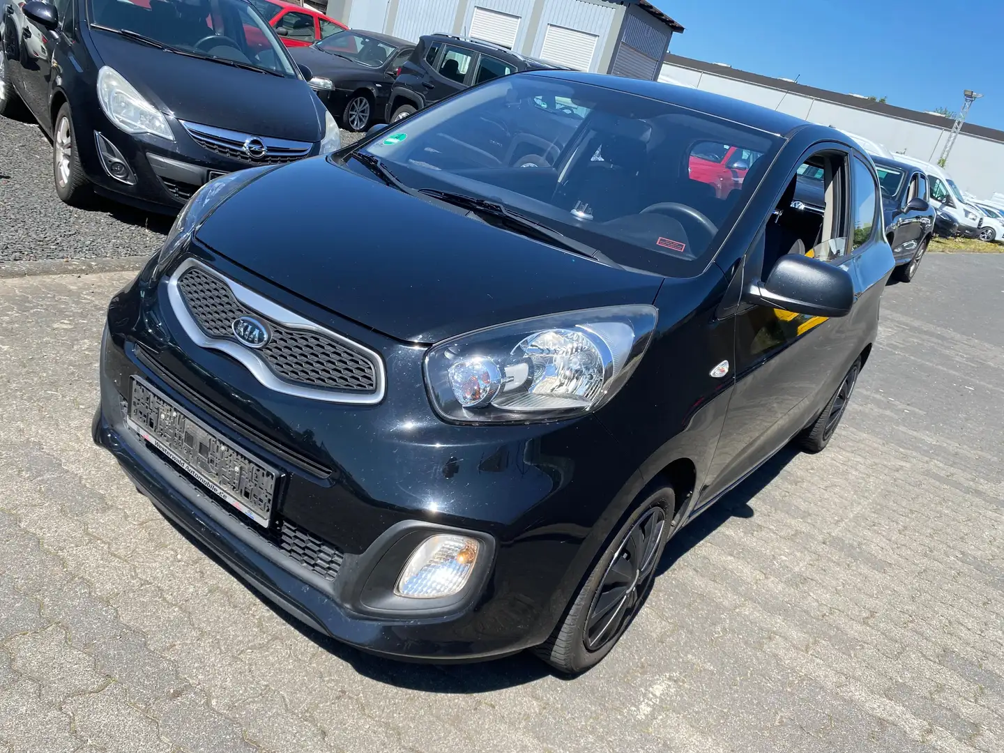 Kia Picanto 1.0 Attract Schwarz - 2