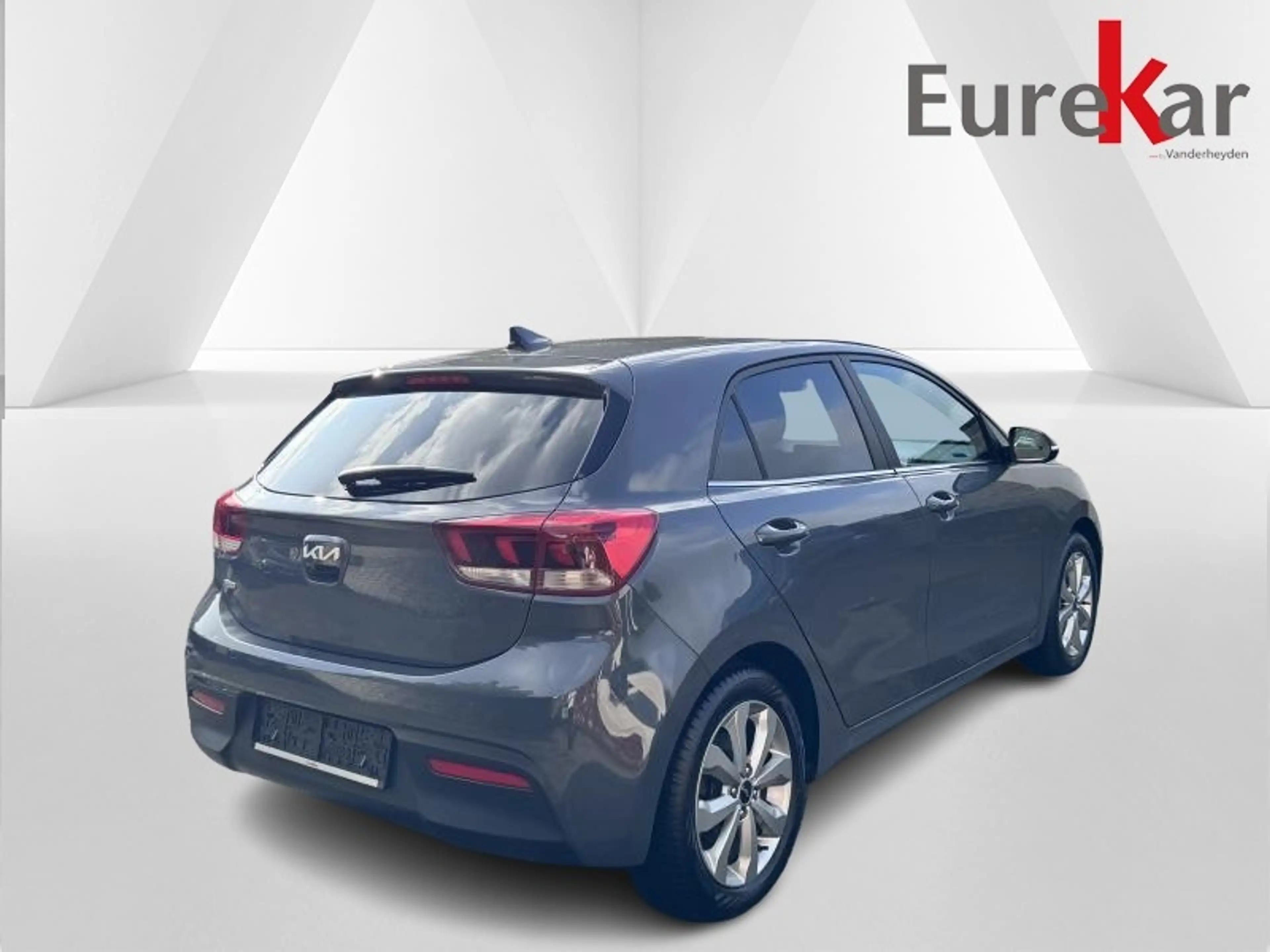 Kia Rio — photo 3