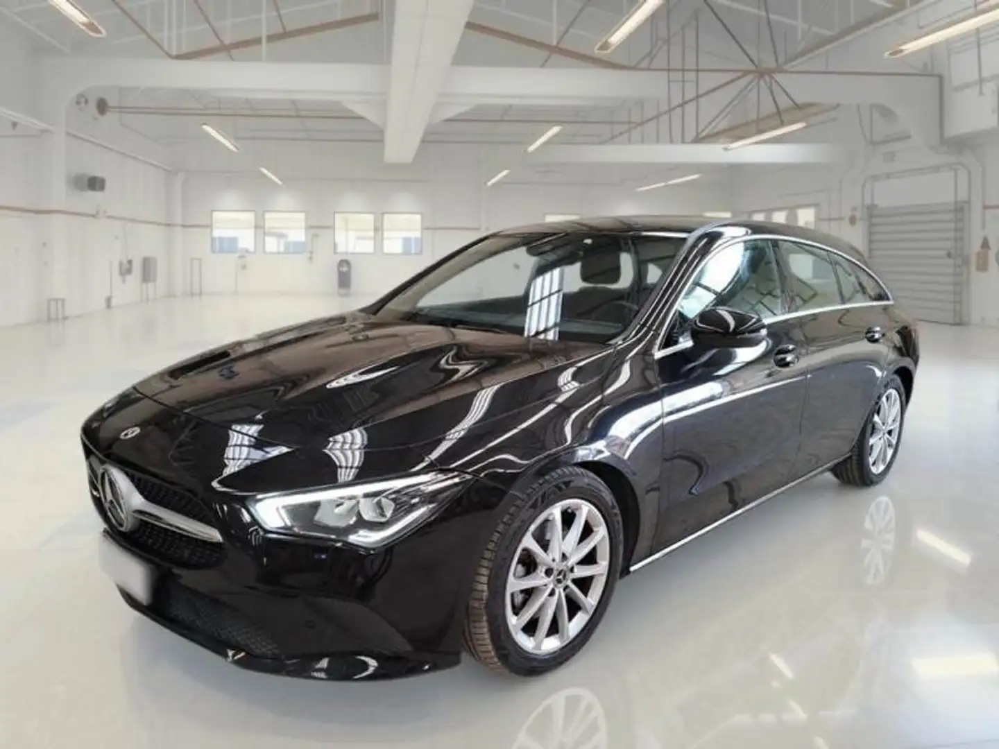 Mercedes-Benz CLA 200 CLA Shooting Brake 200d 4matic Business Extra auto Nero - 1
