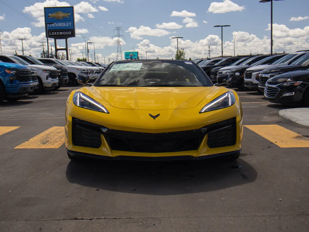 Chevrolet Corvette снимка Chevrolet Corvette