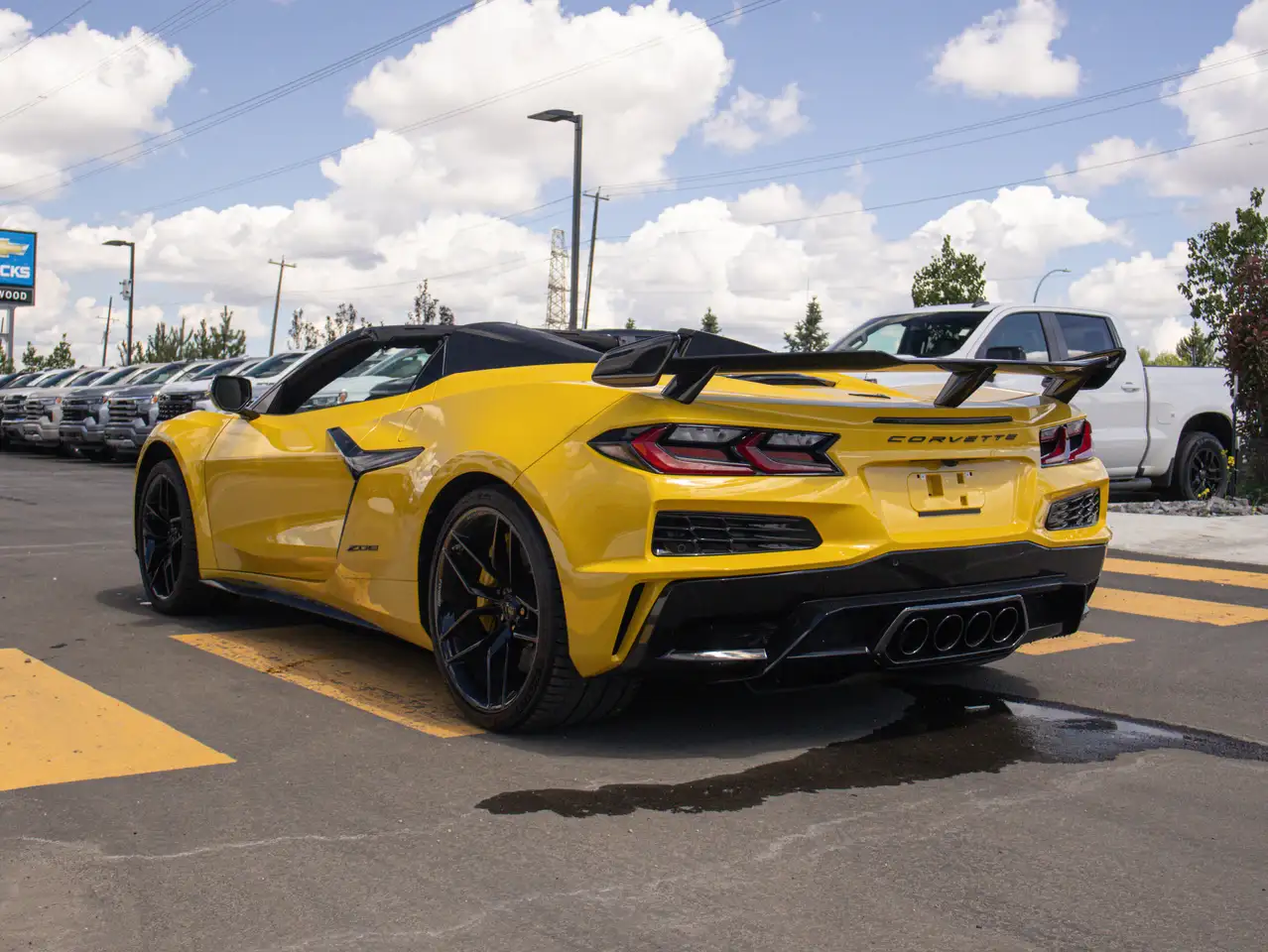 Chevrolet Corvette снимка Chevrolet Corvette