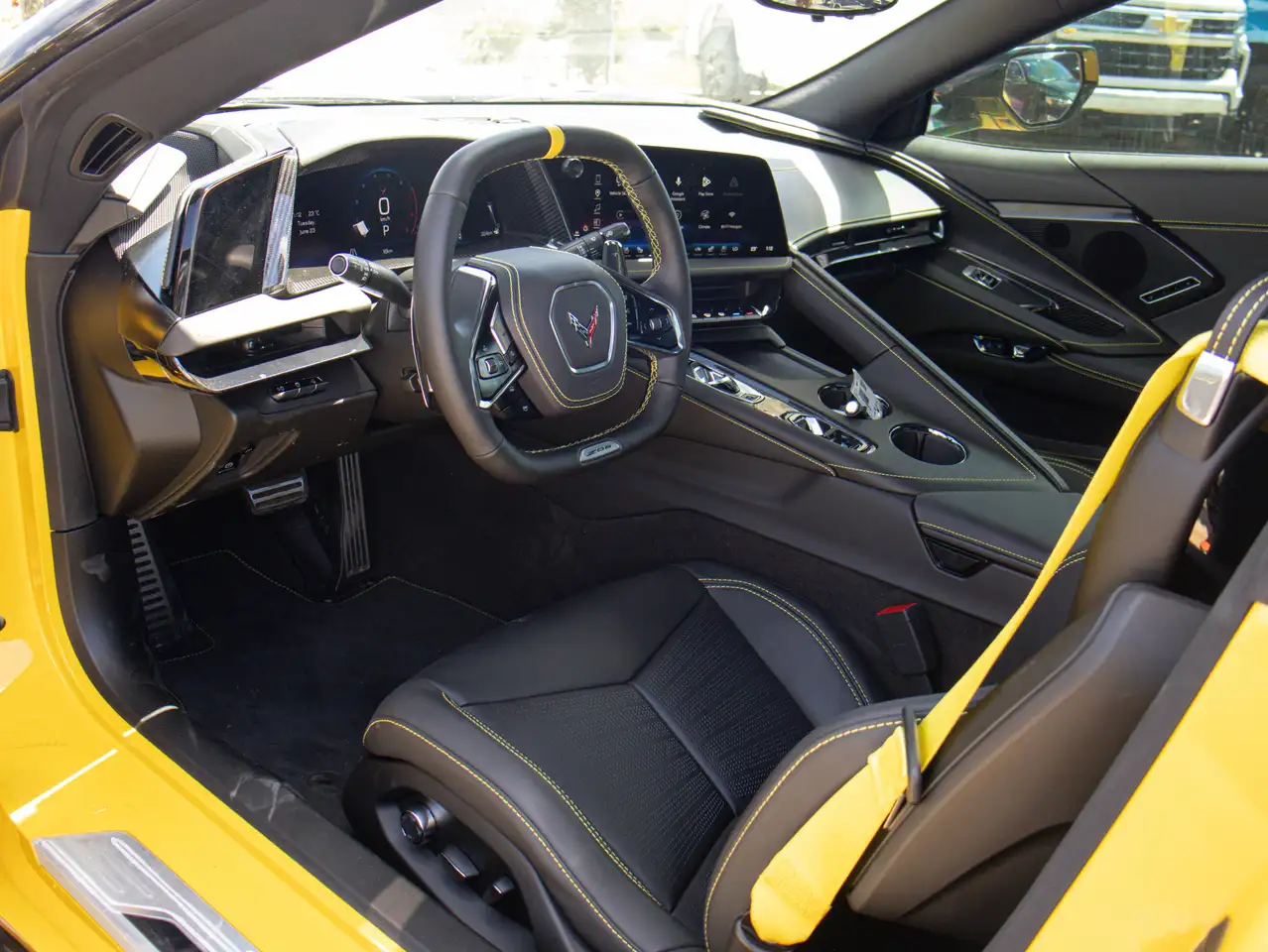 Chevrolet Corvette снимка Chevrolet Corvette