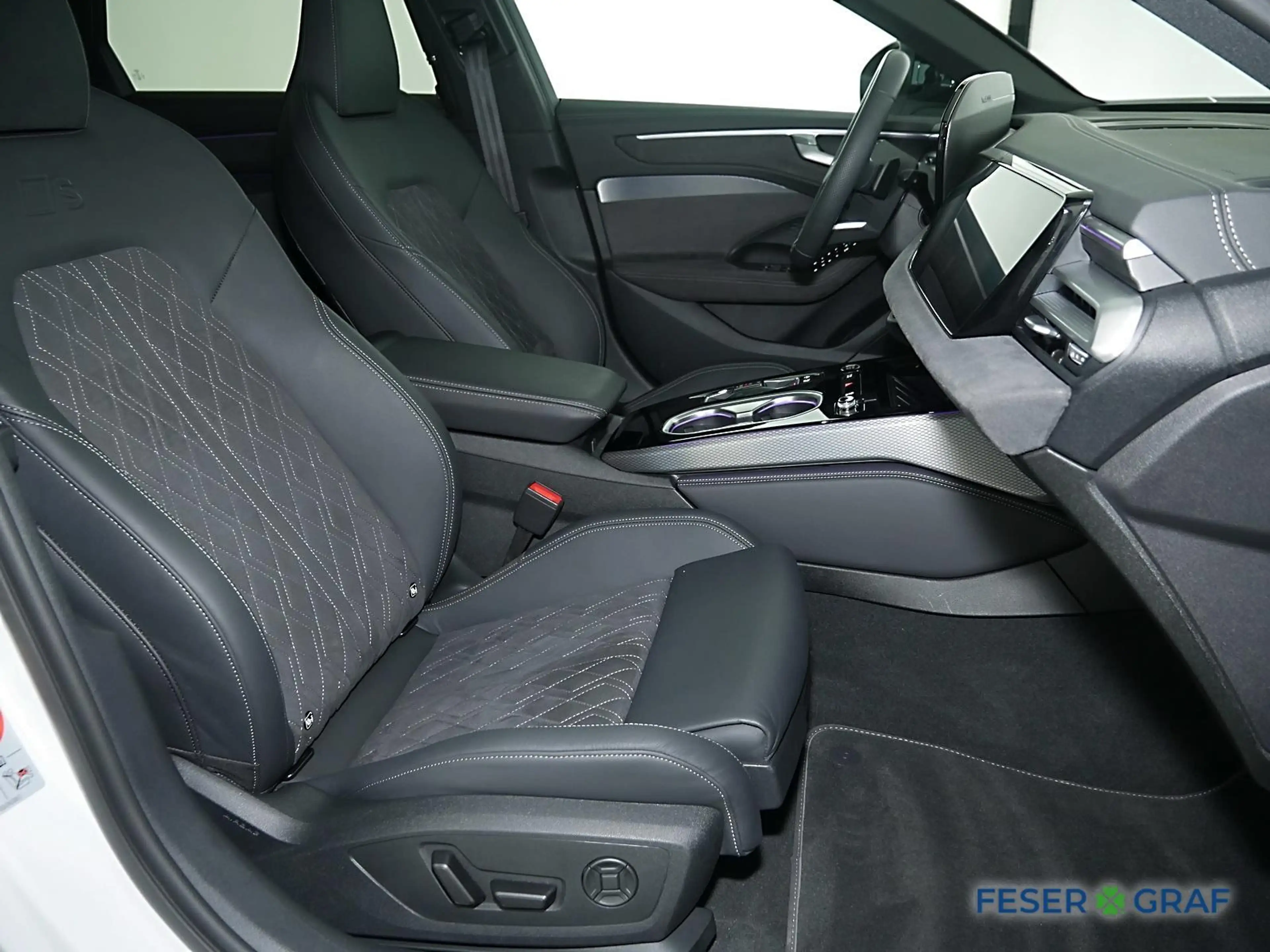 Audi A6 Avant 2.0 TDI quattro AHK/ Matrix / Navi / virtual — photo 4