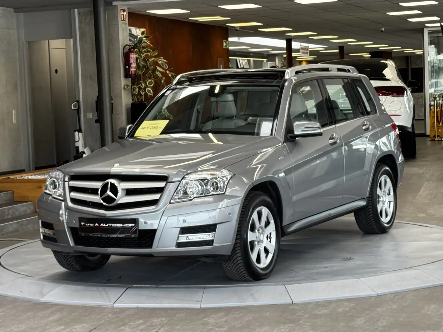 Mercedes-Benz GLK 220 CDI 4-Matic 1-Hand Aut. *Pano*Navi*17Zoll* Grau - 1