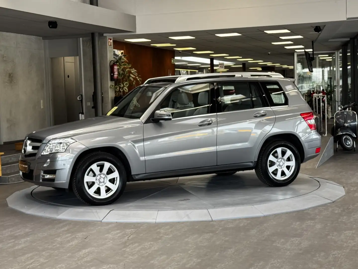 Mercedes-Benz GLK 220 CDI 4-Matic 1-Hand Aut. *Pano*Navi*17Zoll* Grau - 2