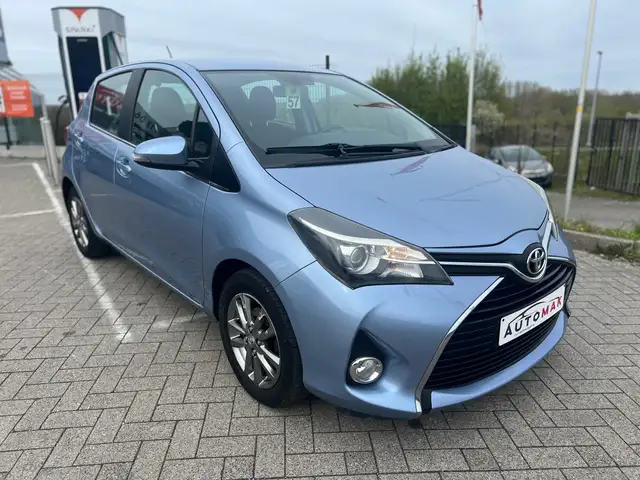 Toyota Yaris Yaris 1.3i VVT-i 16v Dynamic+