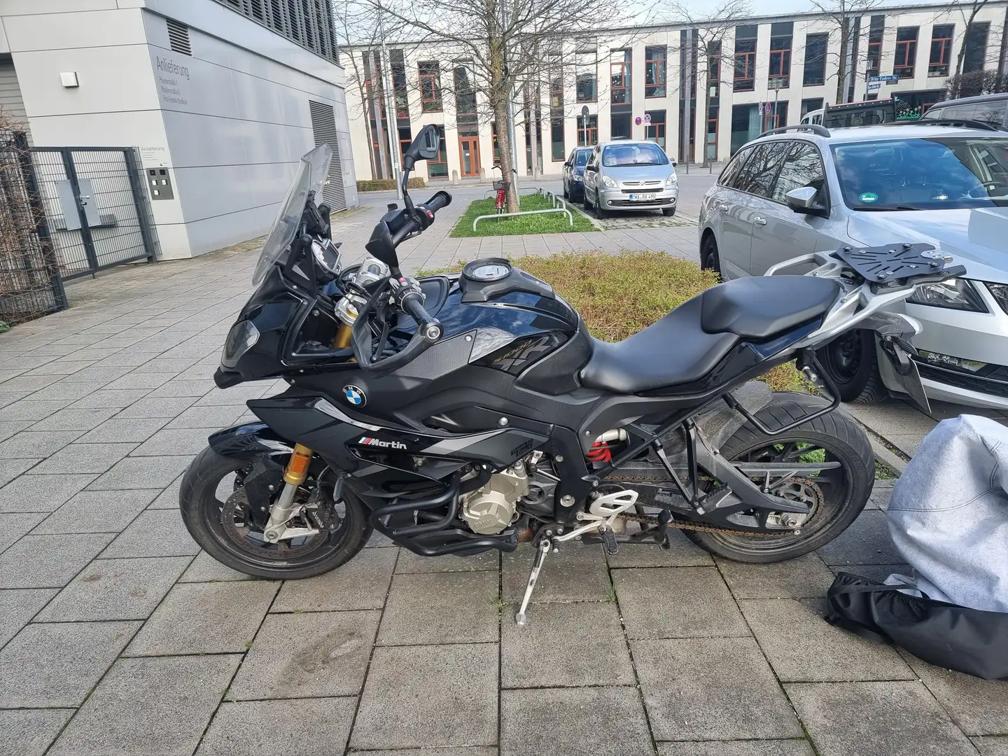 BMW S 1000 XR Triple black crna - 1