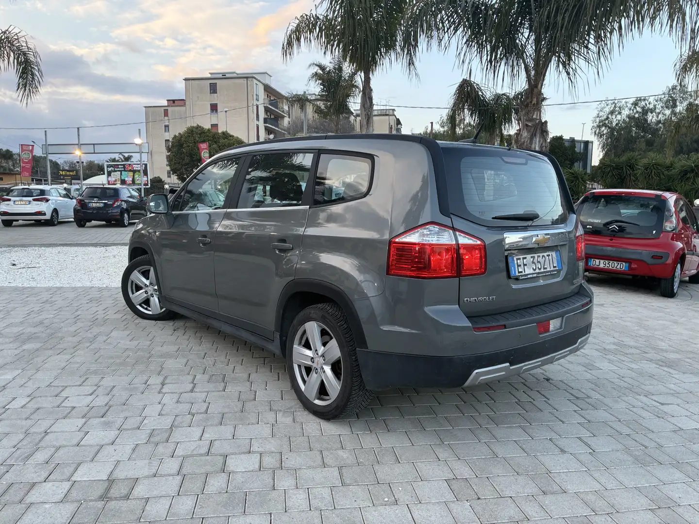 Chevrolet Orlando 2.0d LTZ 163cv Gris - 2