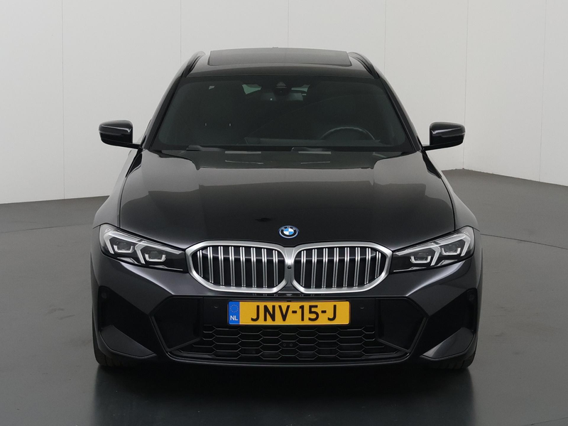 BMW 320 3-serie Touring 320e M-Sport | SOH 97,4% | Facelif — photo 3