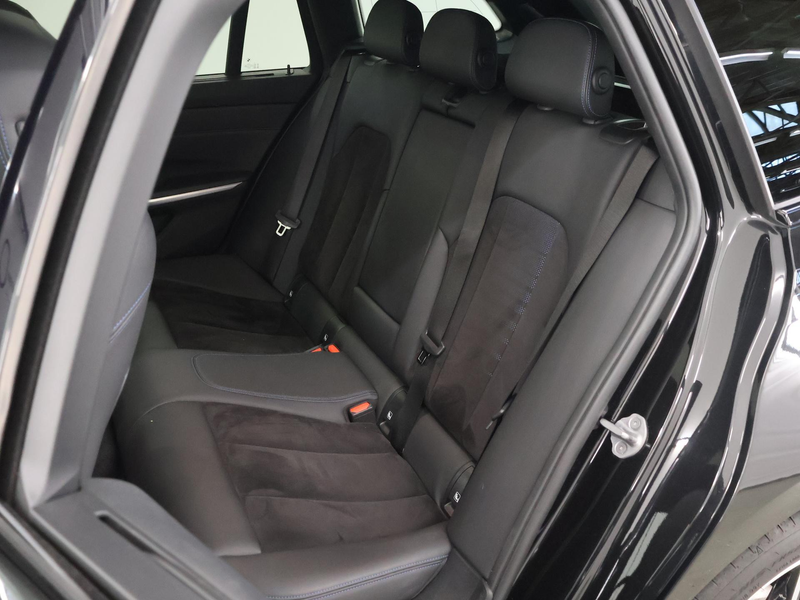 BMW 320 3-serie Touring 320e M-Sport | SOH 97,4% | Facelif — photo 12