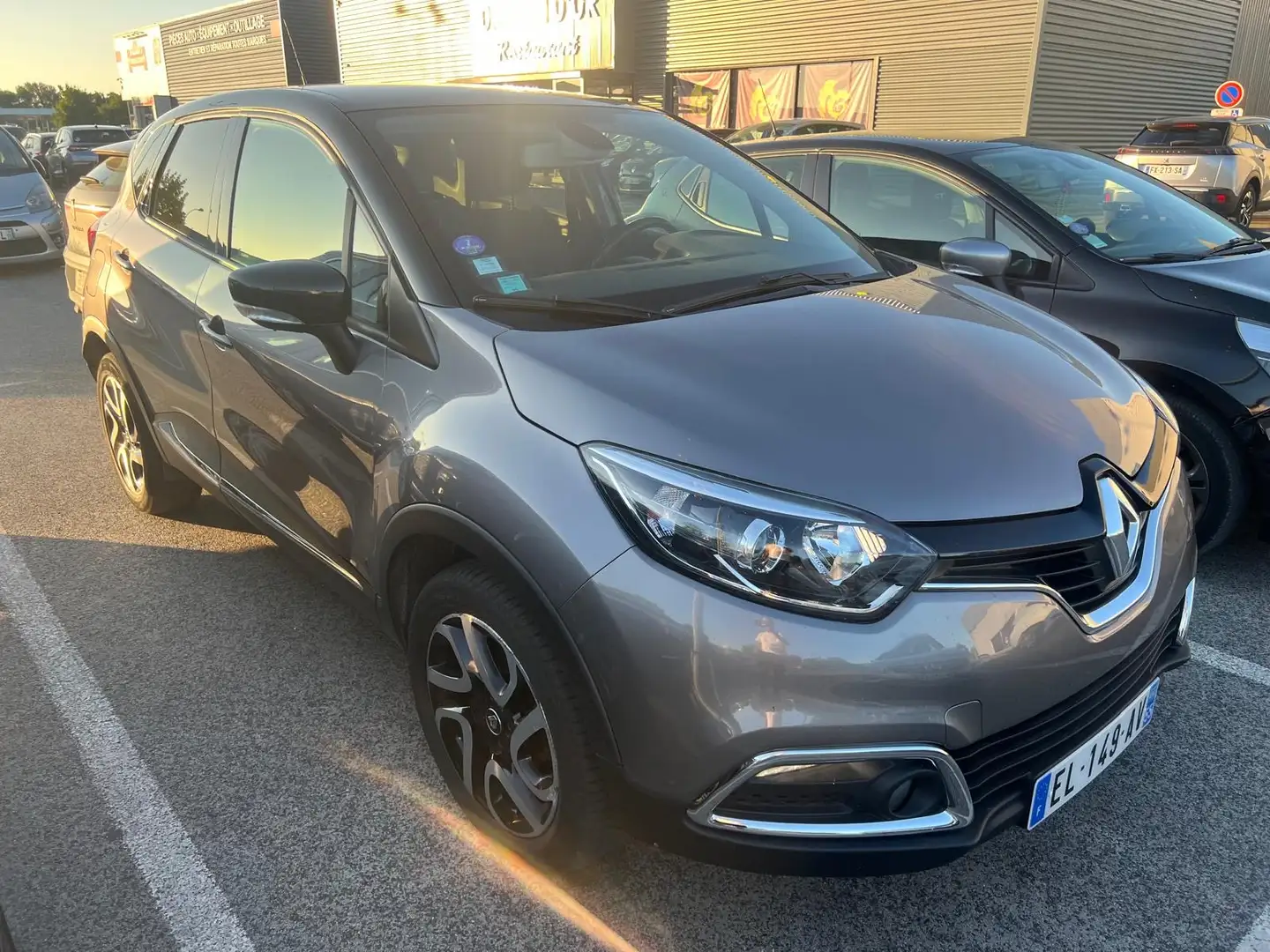 Renault Captur Captur TCe 90 Energy Intens - 2