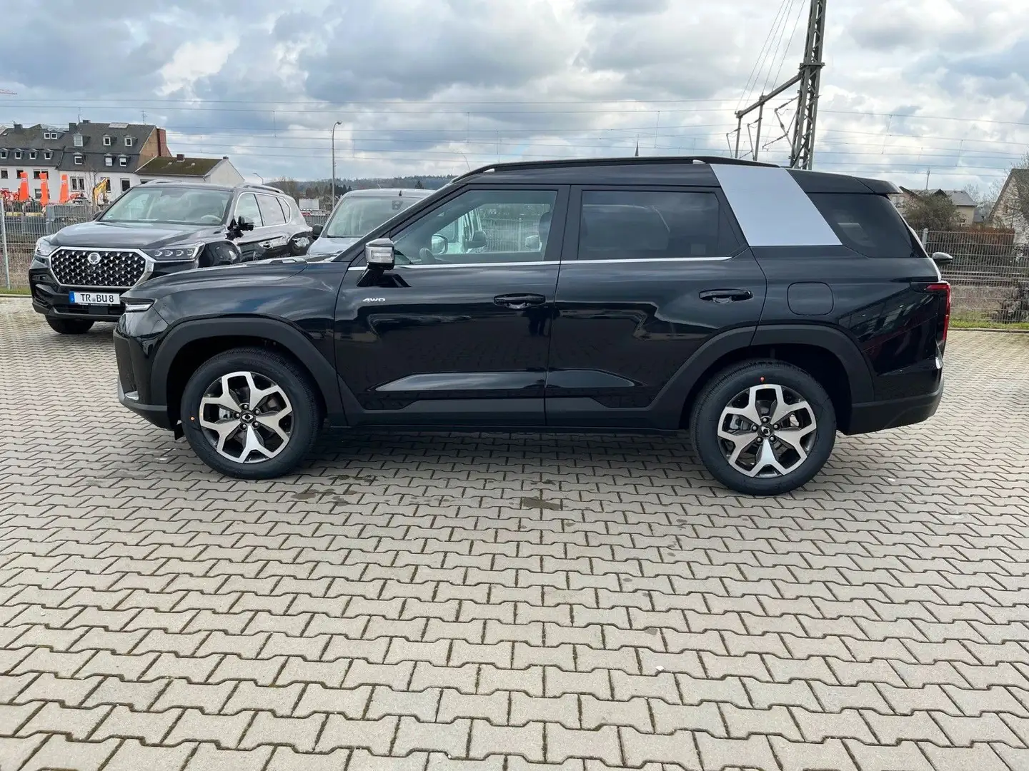 SsangYong Torres Quartz 4WD Automatik Negro - 2