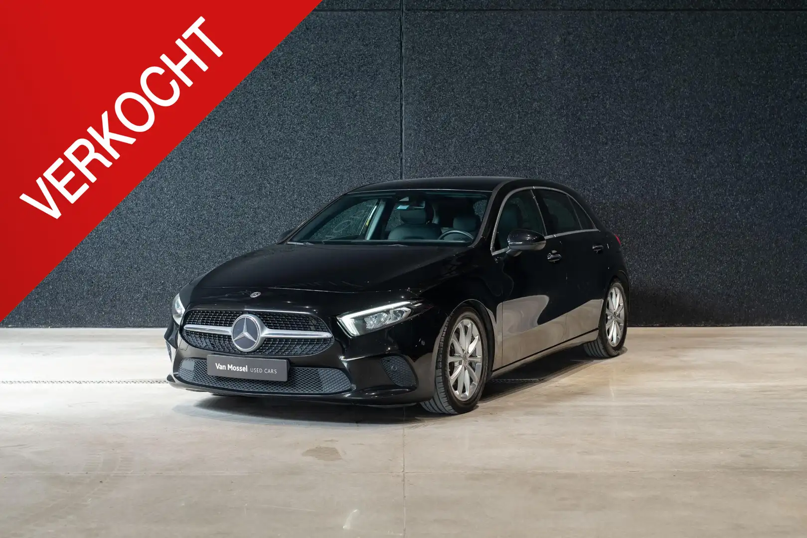 Mercedes-Benz A 200 A Business SOLUTION NAVI | CAMERA | Sfeerverlichti Zwart - 1
