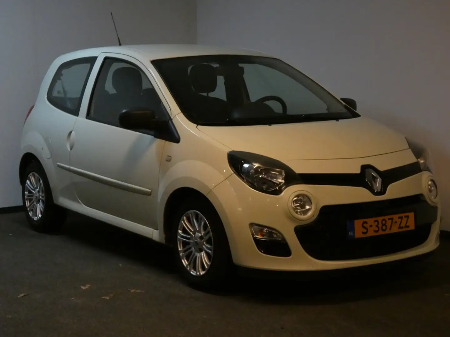 Renault Twingo 1.2 16V Acces Nwe APK Airco Wit - 2
