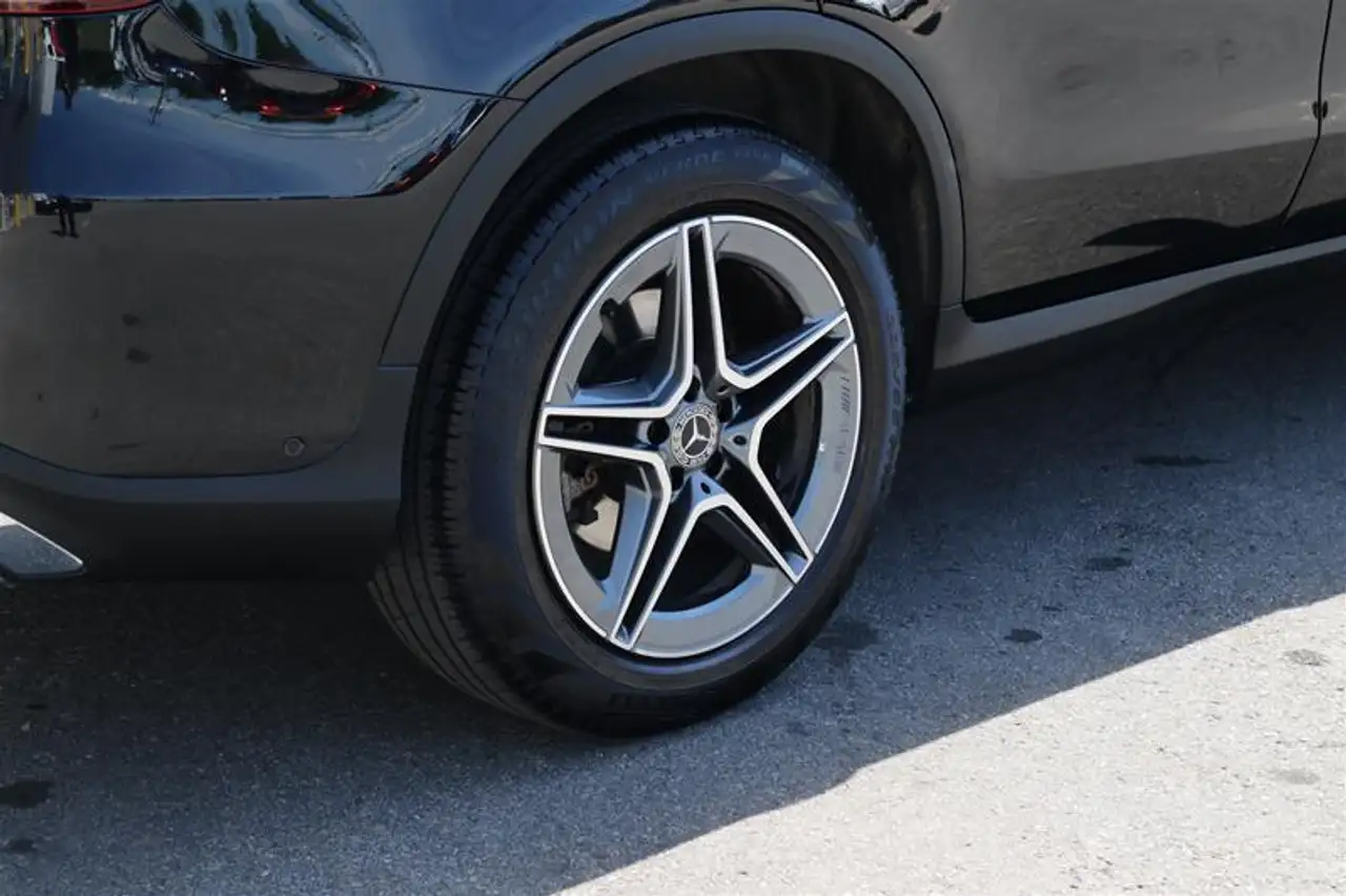 Mercedes-Benz GLC снимка Mercedes-Benz GLC