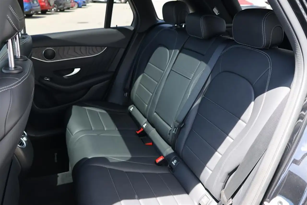 Mercedes-Benz GLC снимка Mercedes-Benz GLC