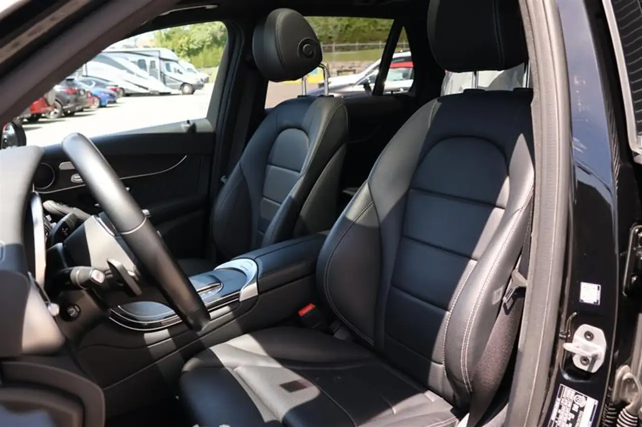 Mercedes-Benz GLC снимка Mercedes-Benz GLC