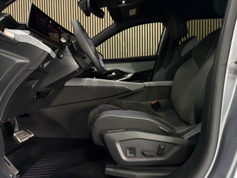 Peugeot 5008 1.2 Hybrid 145 GT 7 Pers. / Navigatie full map / 3 — photo 12