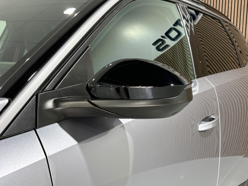 Peugeot 5008 1.2 Hybrid 145 GT 7 Pers. / Navigatie full map / 3 — photo 9