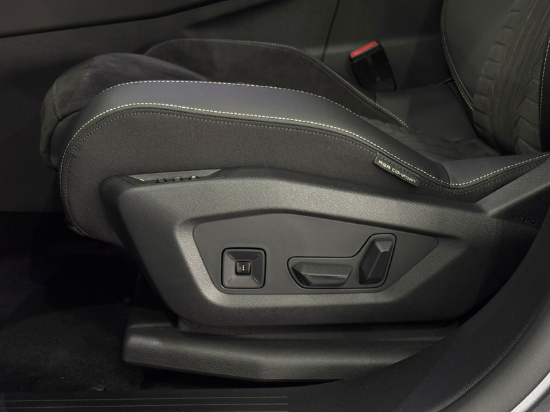 Peugeot 5008 1.2 Hybrid 145 GT 7 Pers. / Navigatie full map / 3 — photo 13