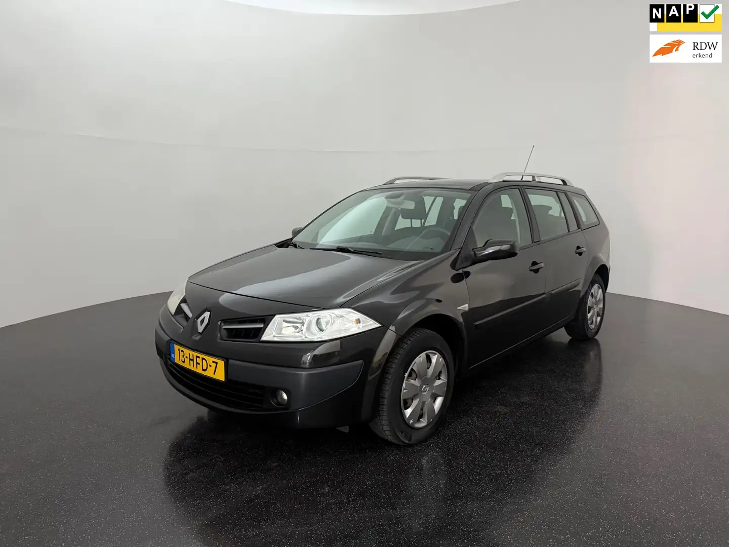 Renault Megane Grand Tour 1.5 dCi Business Line / Pano / Trekhaak Noir - 1