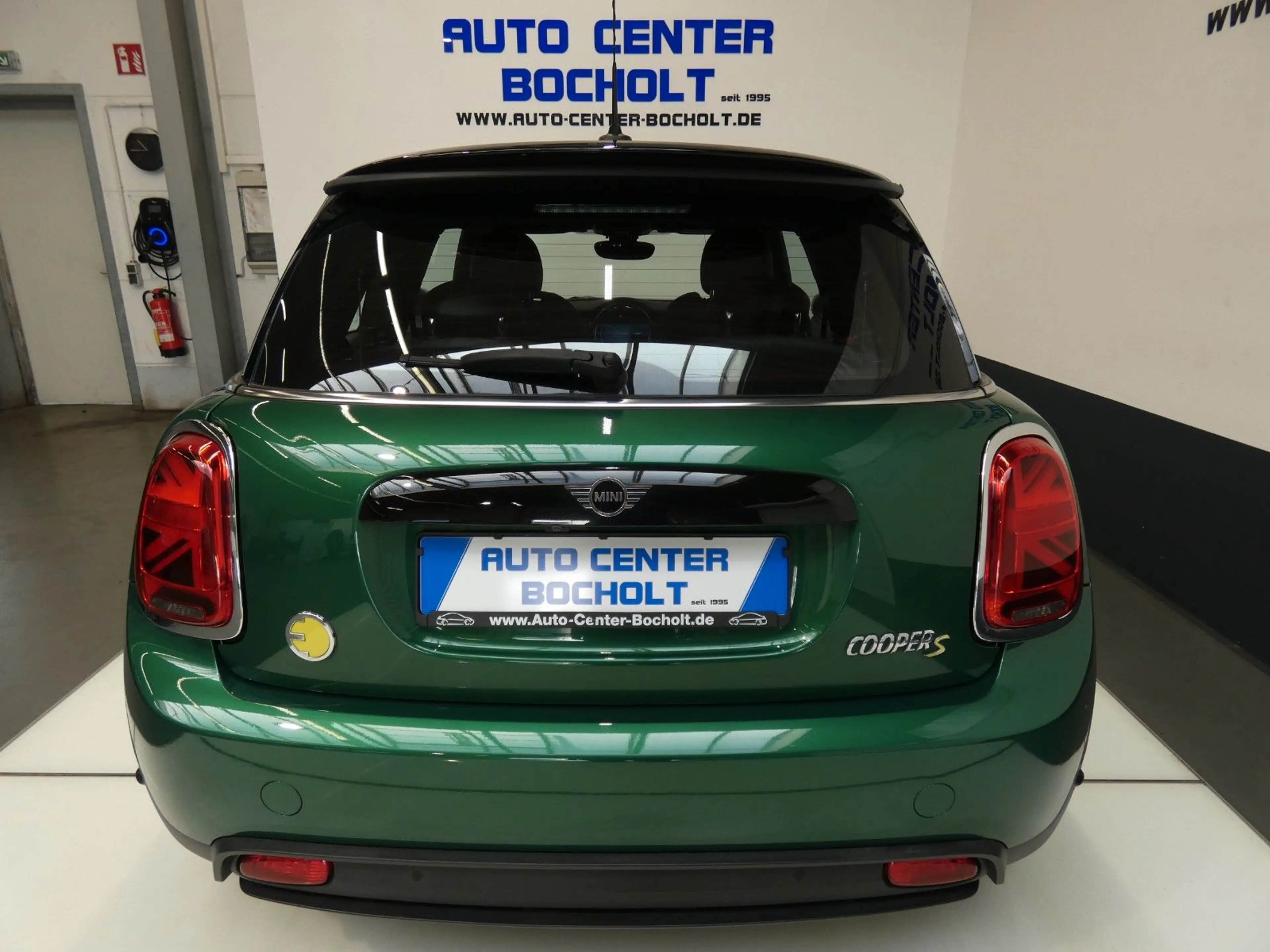 MINI Cooper SE Classic Trim*Navi*DAB*LED*RFKamera — photo 15