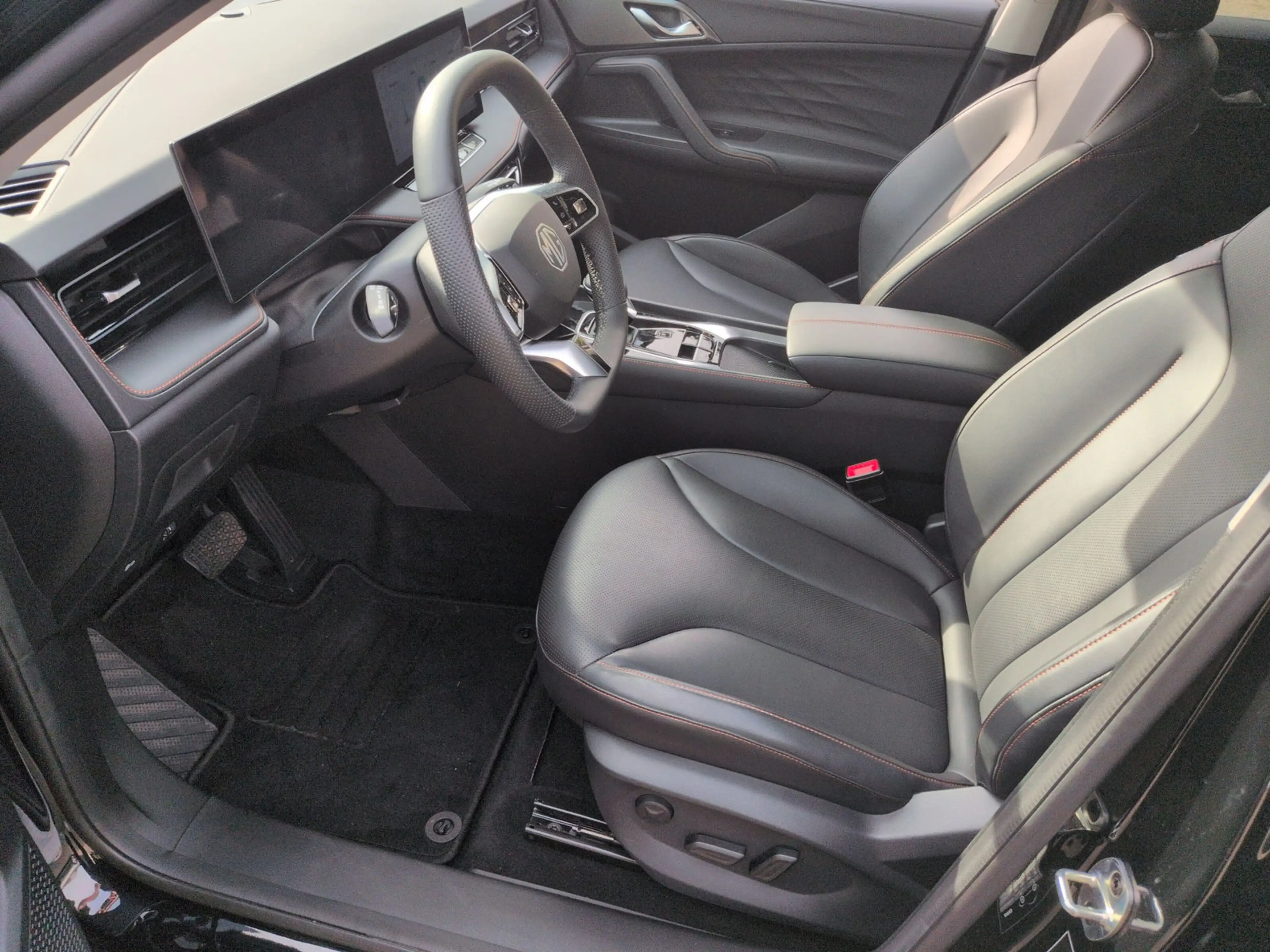 MG HS 170 PS Automatik Luxury SHZ elek. Heckklappe RFK — photo 5