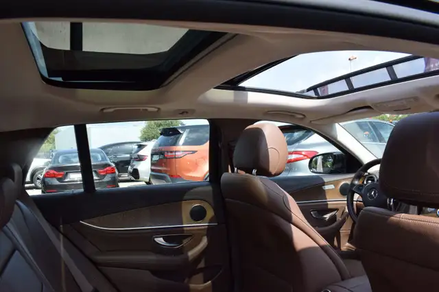 Mercedes-Benz E-Class view 7