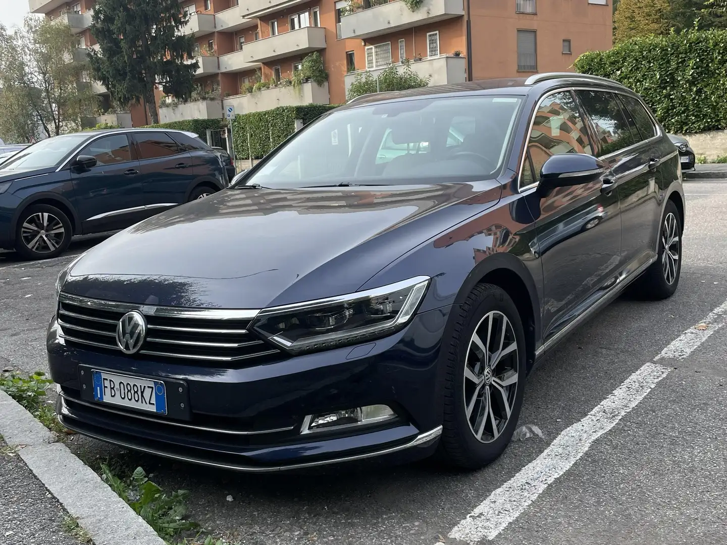 Volkswagen Passat Variant Passat VIII Variant 2.0 tdi Executive 150cv dsg Blu/Azzurro - 1
