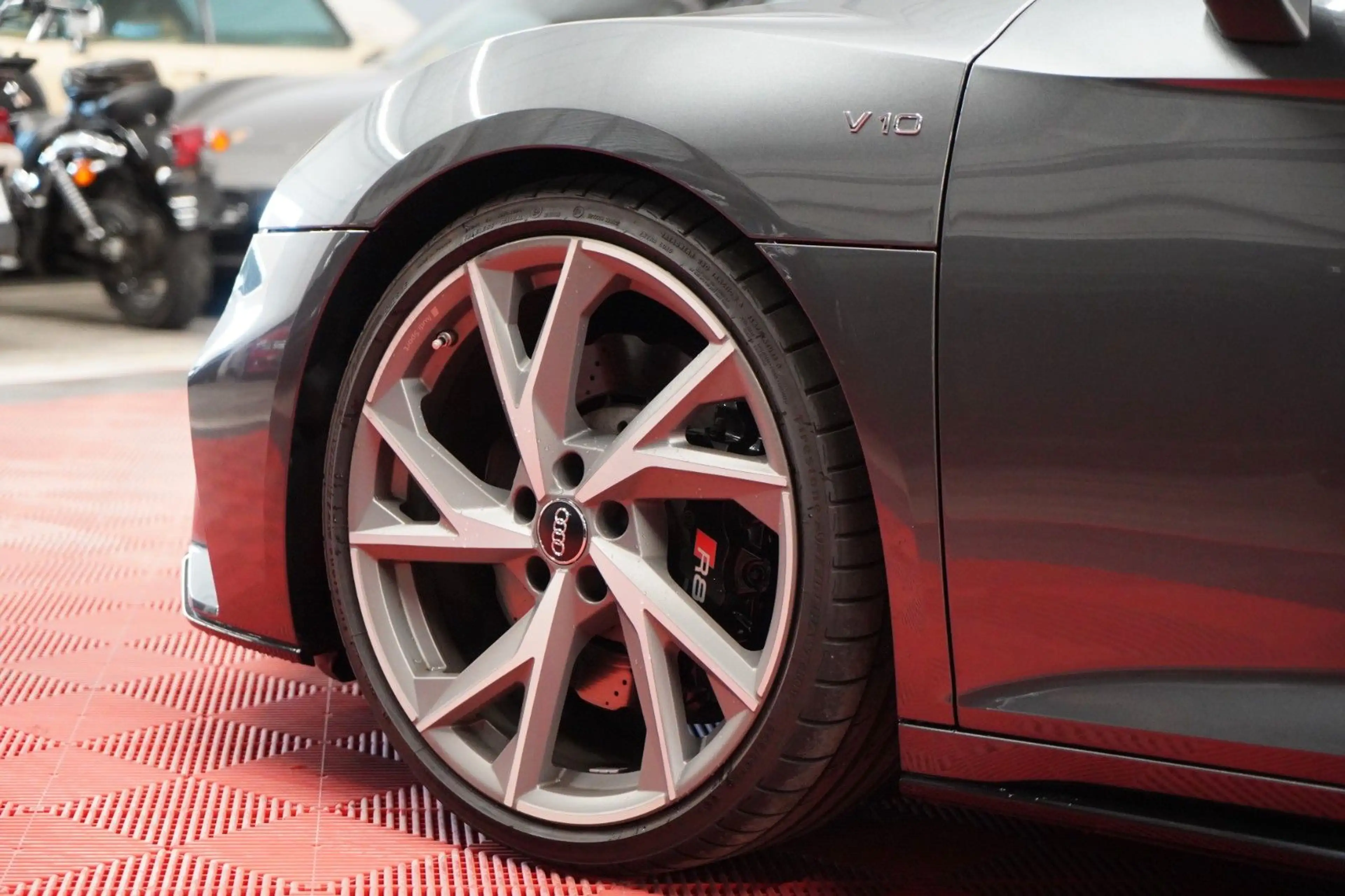 Audi R8 Spyder 5.2 FSI Quattro *2.Hand*Unfallfrei* — photo 14