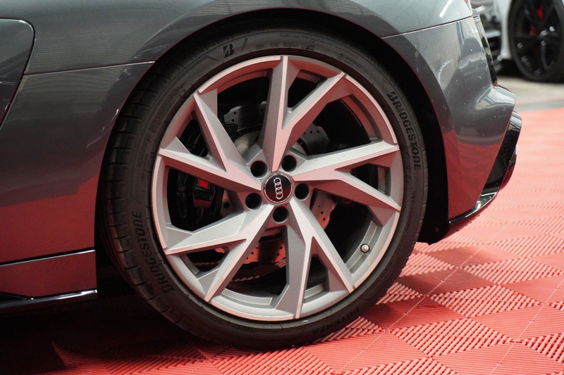 Audi R8 Spyder 5.2 FSI Quattro *2.Hand*Unfallfrei* — photo 13