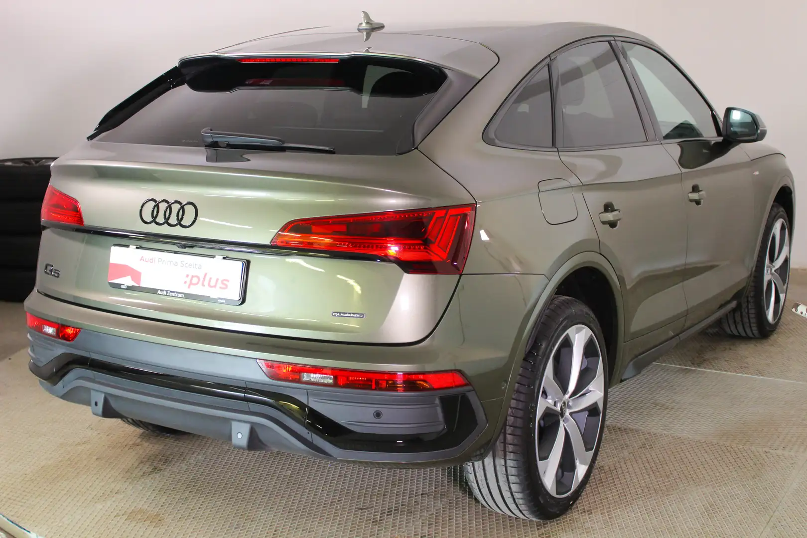 Audi Q5 Sportback 40 2.0 tdi mhev S line Plus quattro s-tr Verde - 2