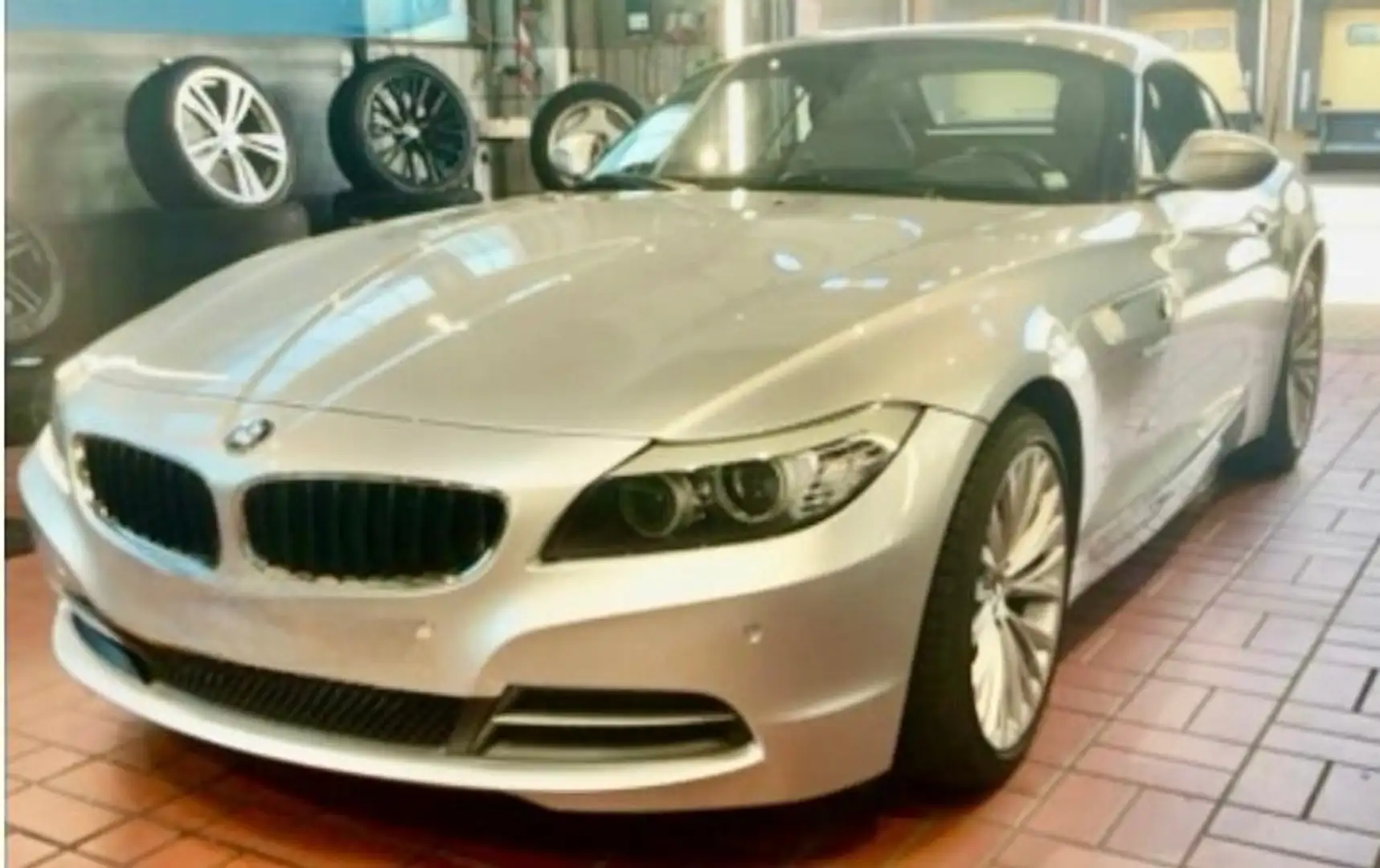 BMW Z4 Bmw Z4 2.3i 205CV PELLE NERA XENON Argento - 1