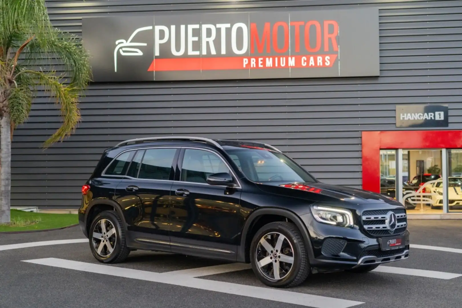 Mercedes-Benz GLB 200 200d 4Matic 8G-DCT Noir - 1