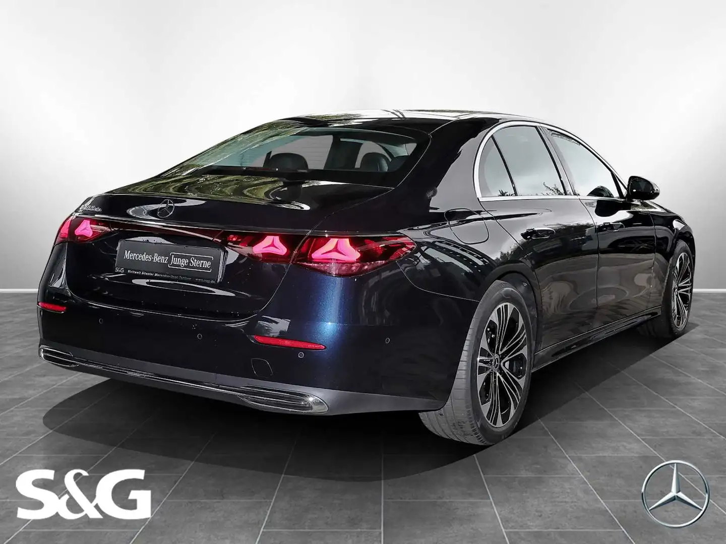 Mercedes-Benz E 300 de Limousine AVANTGARDE BURMESTER+19 ZOLL Blauw - 2