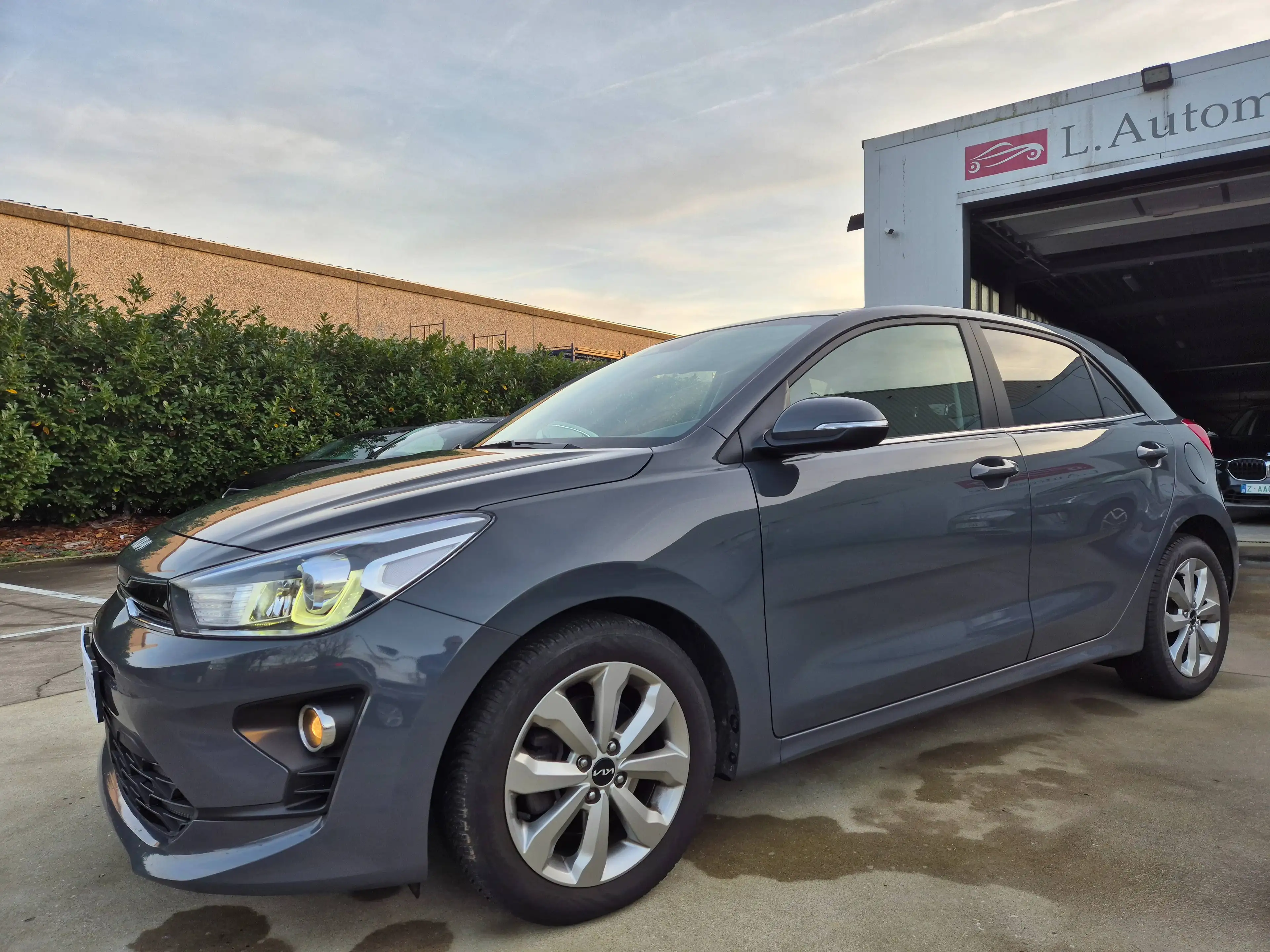 Kia Rio 1.0Ti 100cv // AUTO. 7DCT // 33.534 KM !! 2023 !! — photo 6