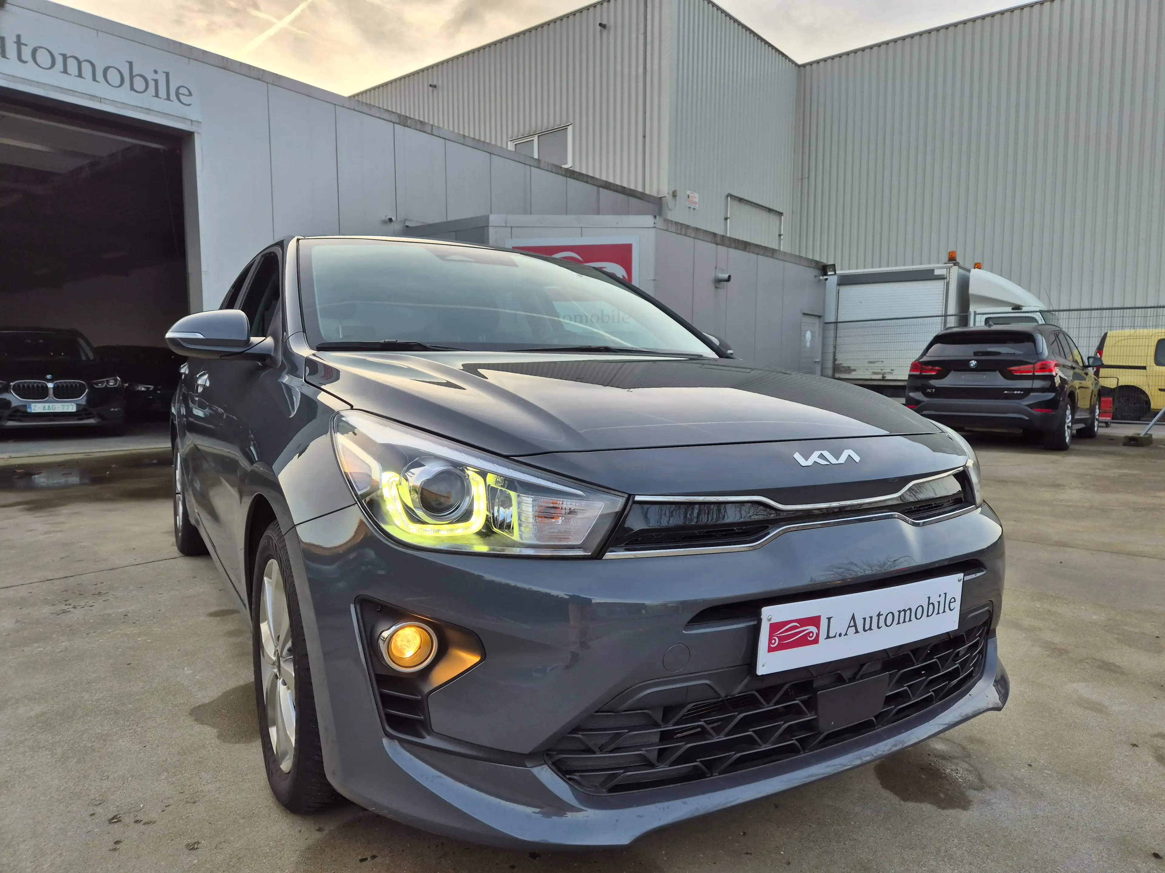 Kia Rio 1.0Ti 100cv // AUTO. 7DCT // 33.534 KM !! 2023 !! — photo 3