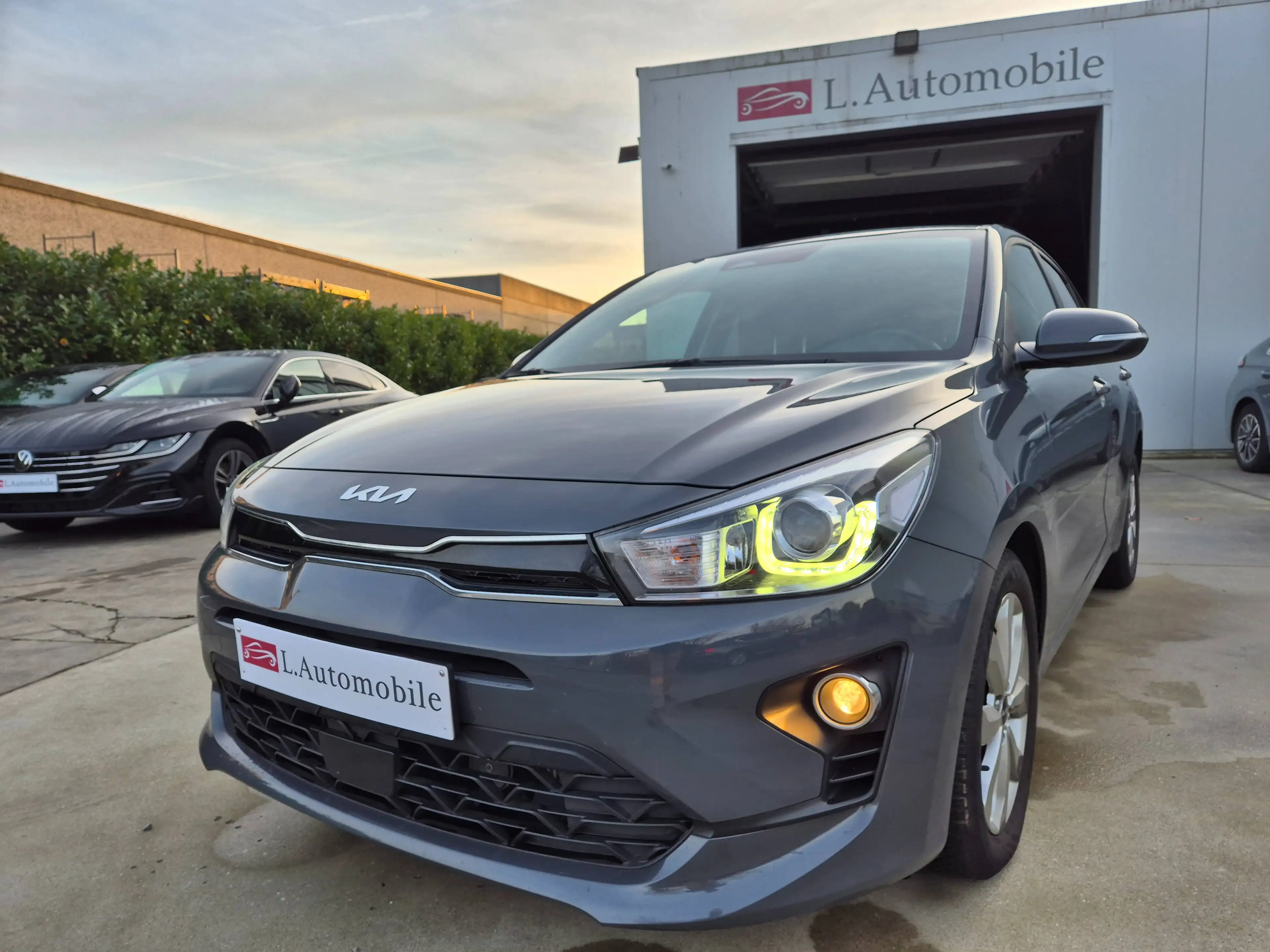 Kia Rio 1.0Ti 100cv // AUTO. 7DCT // 33.534 KM !! 2023 !! — photo 4