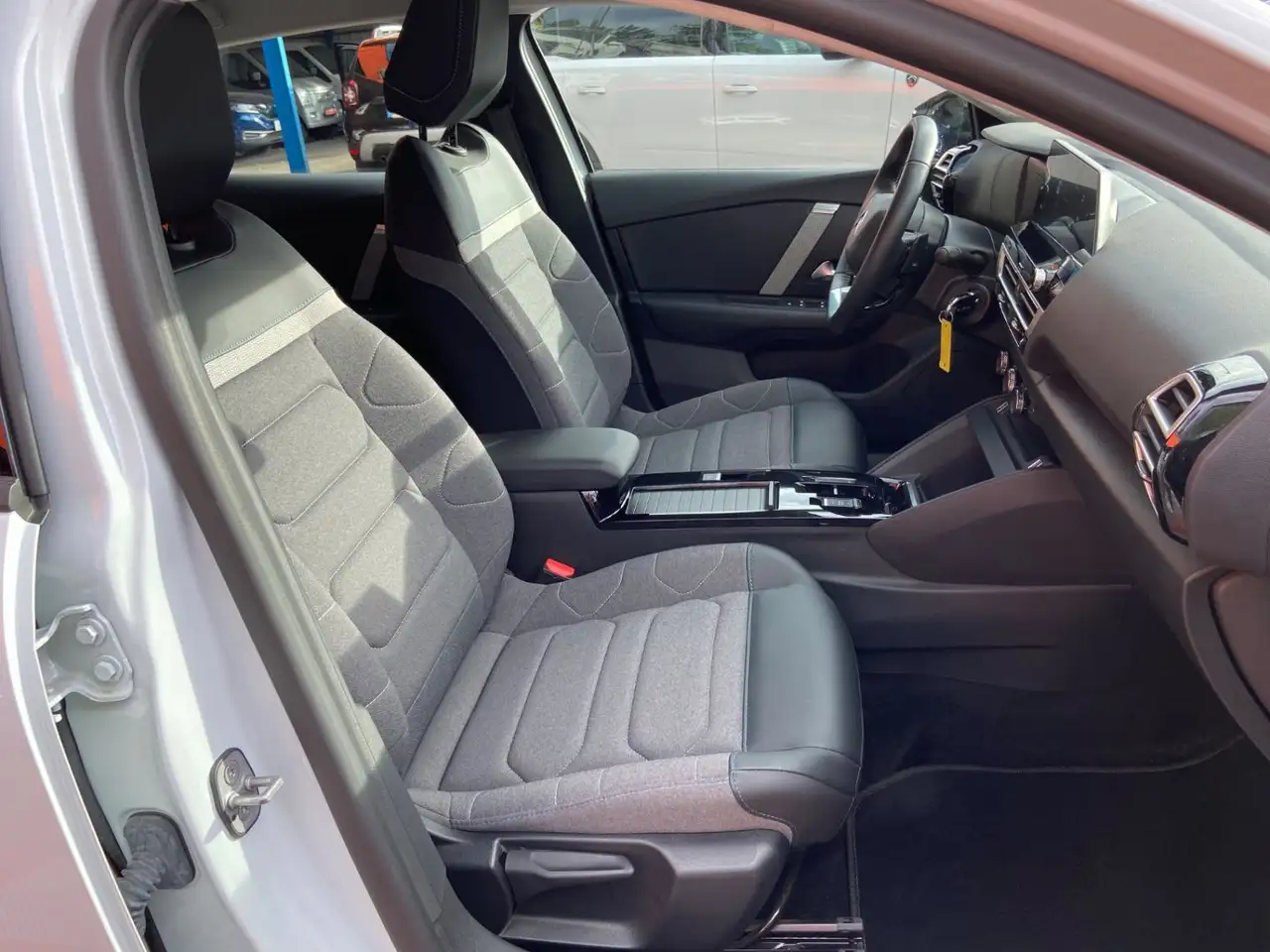Citroen C4 Berline — photo 14