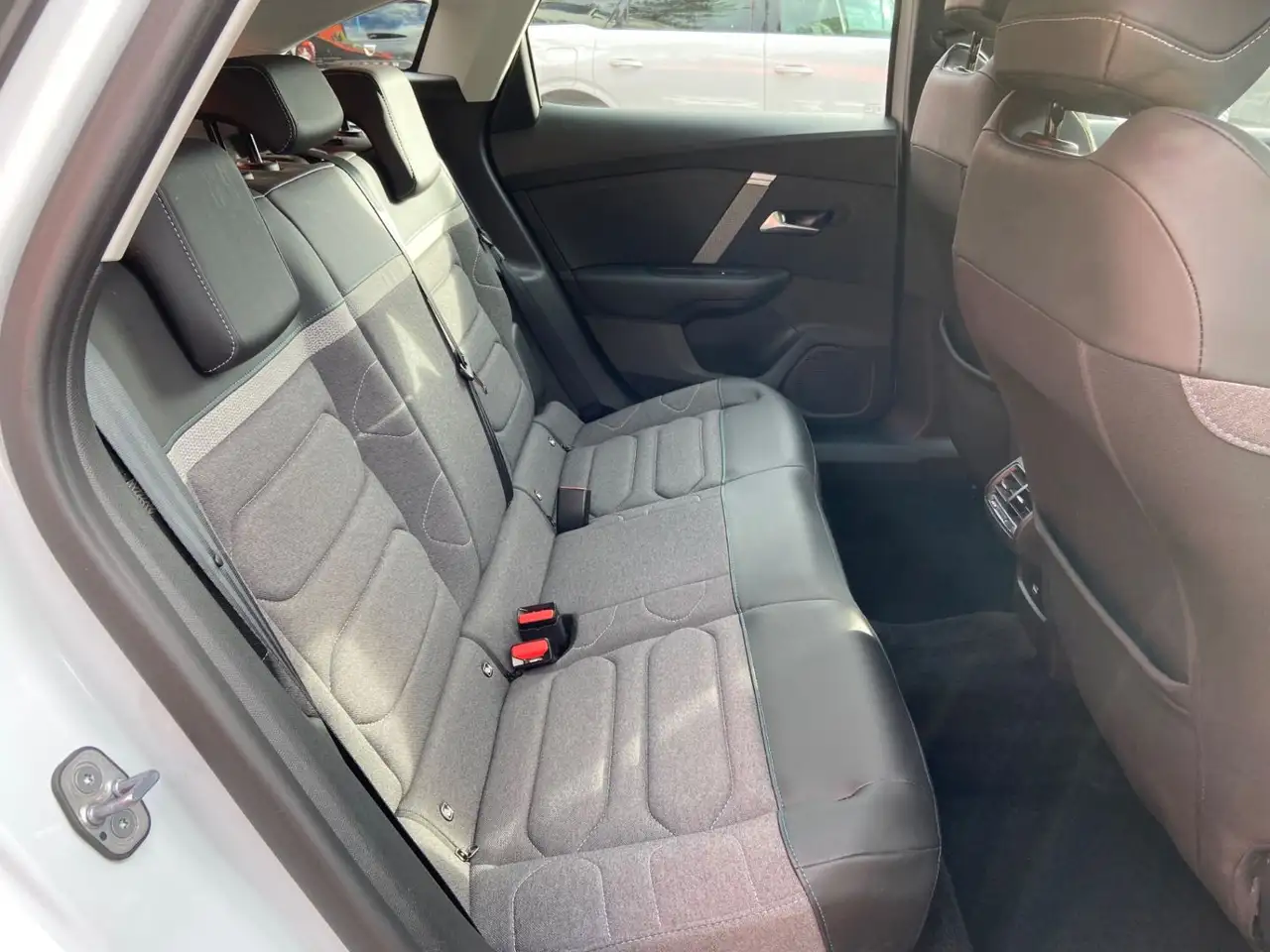 Citroen C4 Berline — photo 12