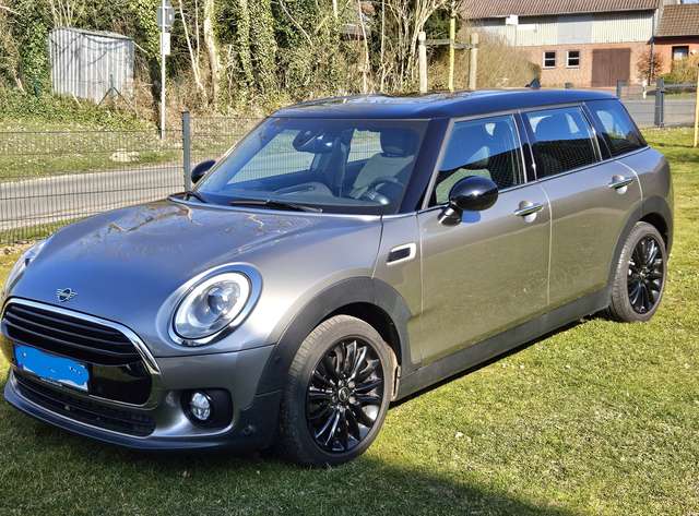 Imagine MINI Cooper Clubman MINI CLUBMAN Aut.