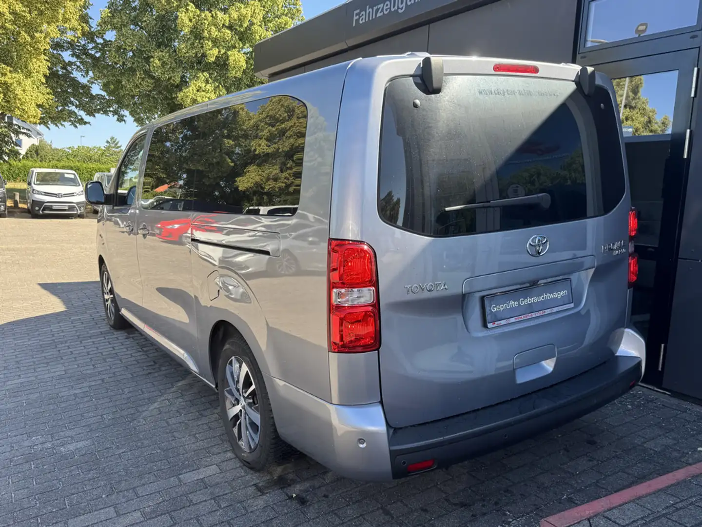 Toyota Proace Verso 2.0 L2 Team Deutschland Silber - 2