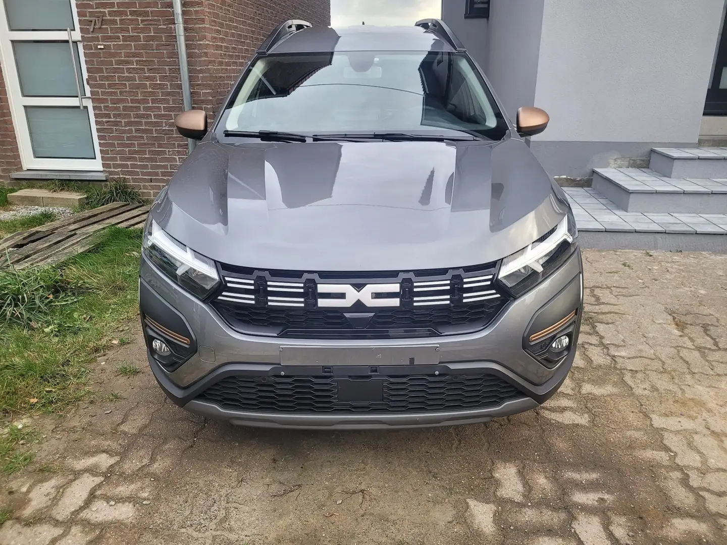 Dacia Jogger 1.0 TCe Extreme 5pl. - 1